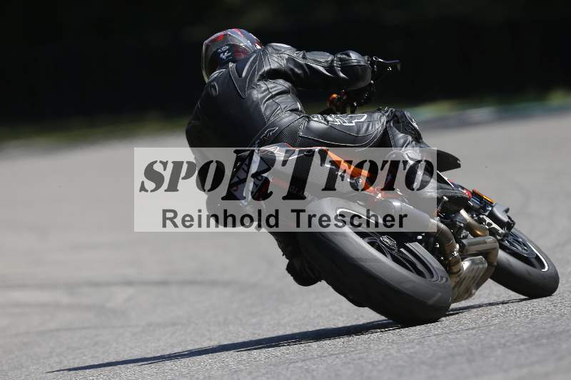 /43 08.08.2025 Discover the Bike ADR/Race 3 rot/72